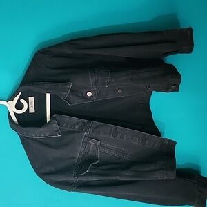 Black cropped Jean Jacket